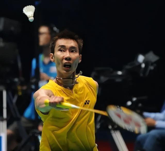 中国羽毛球队绝杀韩国羽毛球队，李宗伟惊艳世界