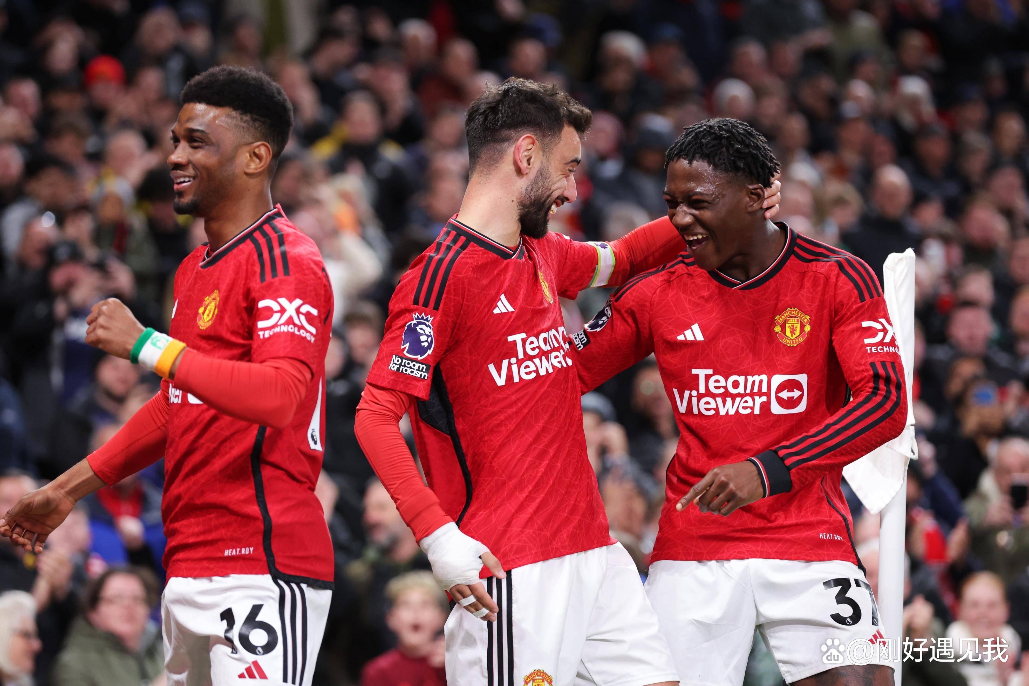 沃特福德主场大胜曼联,英超劲旅惨败蒙羞 沃特福德主场大胜曼联,英超劲旅惨败蒙羞